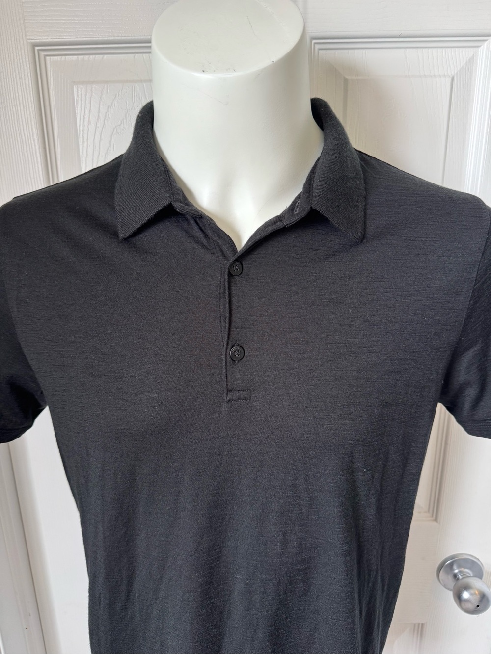 Mens Icebreaker Tech Lite Polo Shirt Size Medium Black Like New Golf Polo - Picture 9 of 14